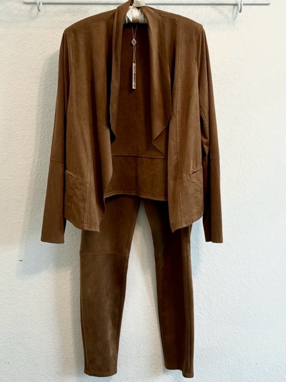 MAX STUDIO VICUÑA LEGGINGS MATCHING JACKET SET LARGE MICROSUEDE BROWN